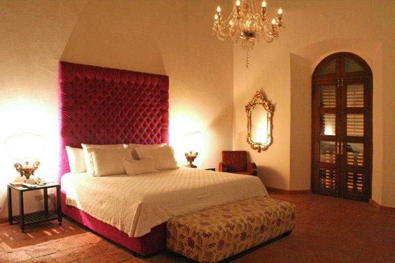 Hotel Boutique Casa Del Arzobispado Cartagena Ngoại thất bức ảnh